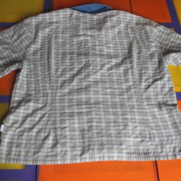 90s button short sleeve - denim collar with a flower on each side. - Picture 3 of 5
